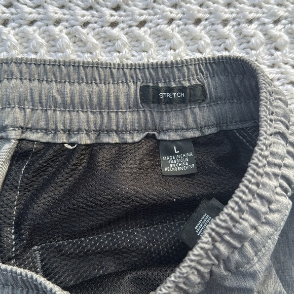 🍍KENNETH COLE ACTIVE STRETCH SHORT🍍SZ L🍍8” inseam 🍍 - Picture 5 of 6